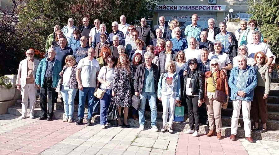 Ветеринарни лекари от випуск 1986 г.отбелязаха 40 години от дипломирането си в Стара Загора